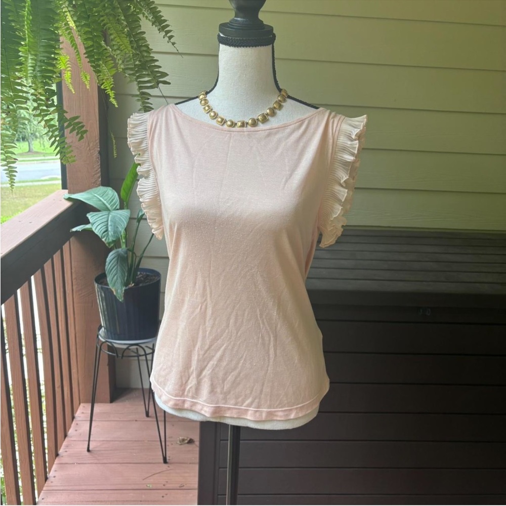 Juicy Couture Baby Pink Ruffle
Pleated Cap Sleeve Blouse Size P
Y2K Coquette